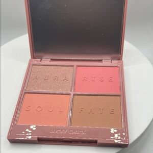 Lucky Chick Mystic Halo Glow Palette